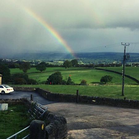 Chevin End Guest House Otley  Esterno foto