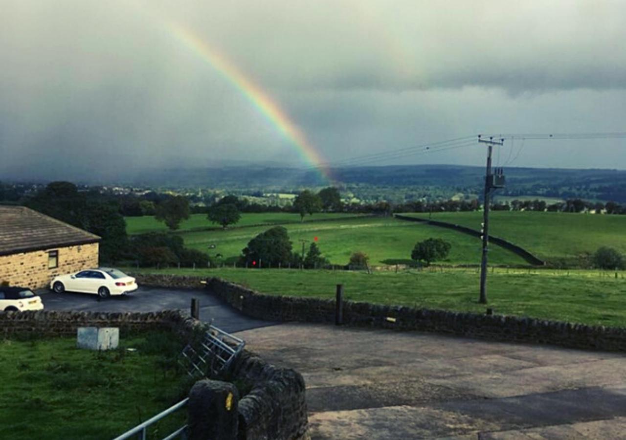 Chevin End Guest House Otley  Esterno foto